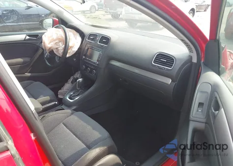 2014 Volkswagen Golf 2.0L Tdi from USA, damaged, VIN WVWDM7AJ8EW007126